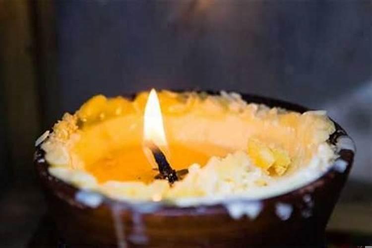 财神爷要上香吗