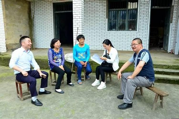 算命的说我拿笔杆子吃饭