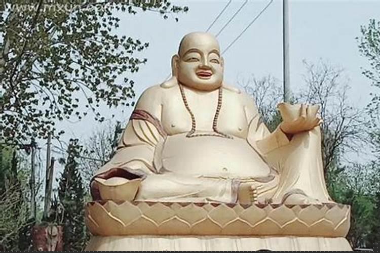 梦见领导对我笑是什么意思