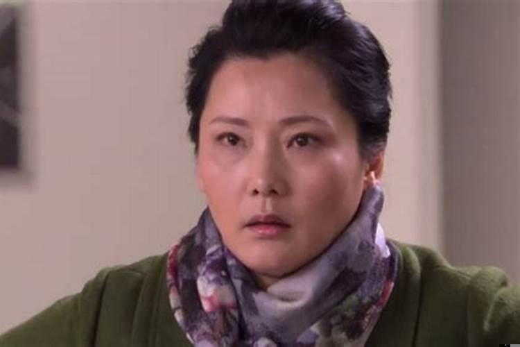 为什么人都那么势利眼