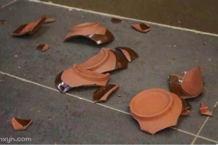 梦见骑别人的电动车回家