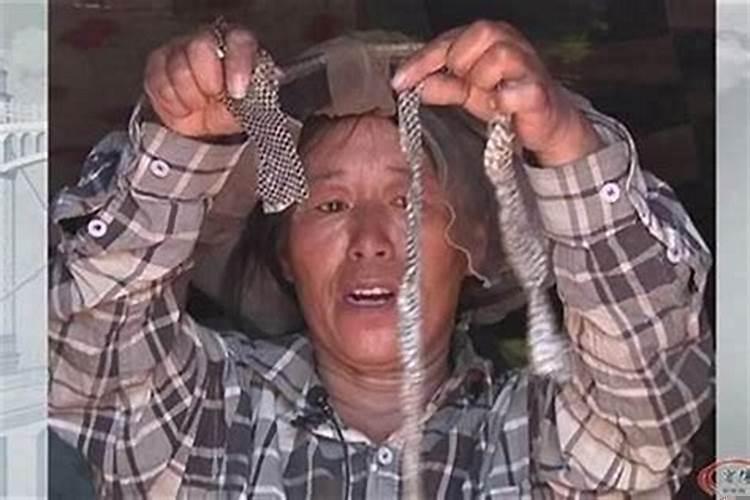 和属蛇女人分手不容易