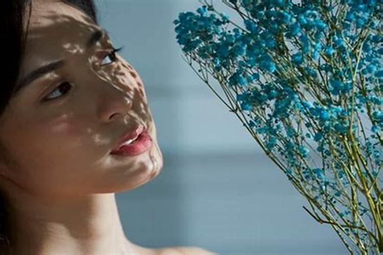 女人精神出轨算背叛吗